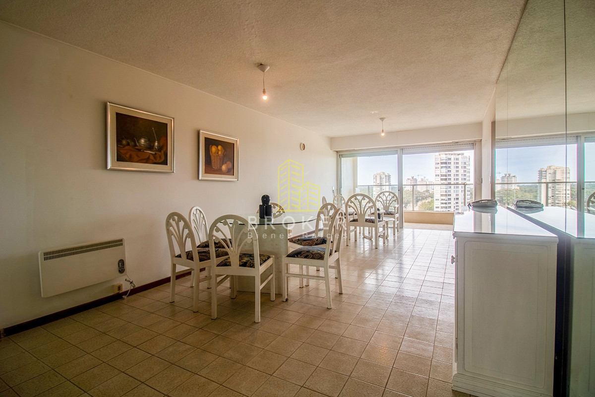 Apartamento ID.1741/Oportunidad_venta_de_apartamento_piso_alto_en_Roosevelt,_dos_dormitorios._Punta_del_Este,_Uruguay. - Oportunidad venta de apartamento piso alto en Roosevelt, dos dormitorios. Punta del Este, Uruguay.