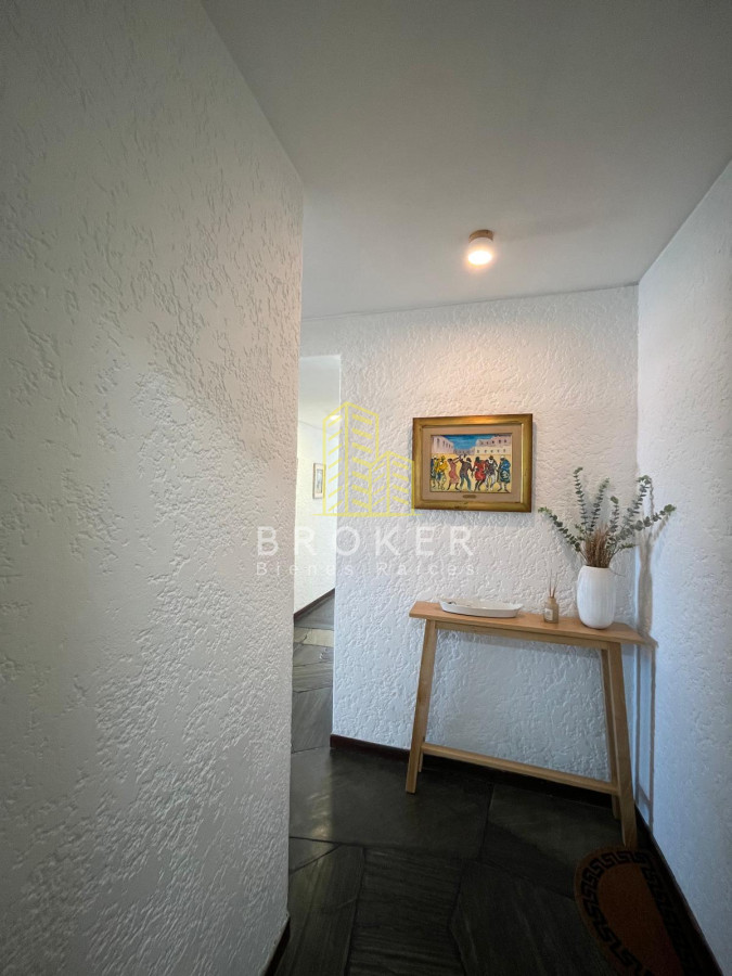 Apartamento ID.9615/Venta_Departamento_en_el_Puerto_de_Punta_del_Este,_con_vista_al_mar_ - Venta Departamento en el Puerto de Punta del Este, con vista al mar 