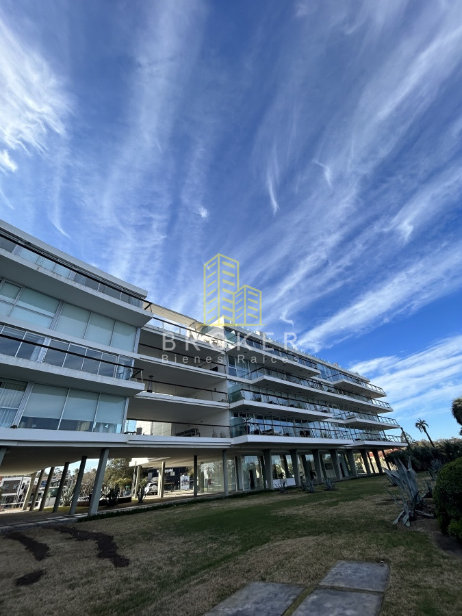 Apartamento ID.517/Venta_de_espectacular_apartamento_de_3_dorm._en_La_Barra_con_vista_única - Venta de espectacular apartamento de 3 dorm. en La Barra con vista única. . Punta del Este, Uruguay.