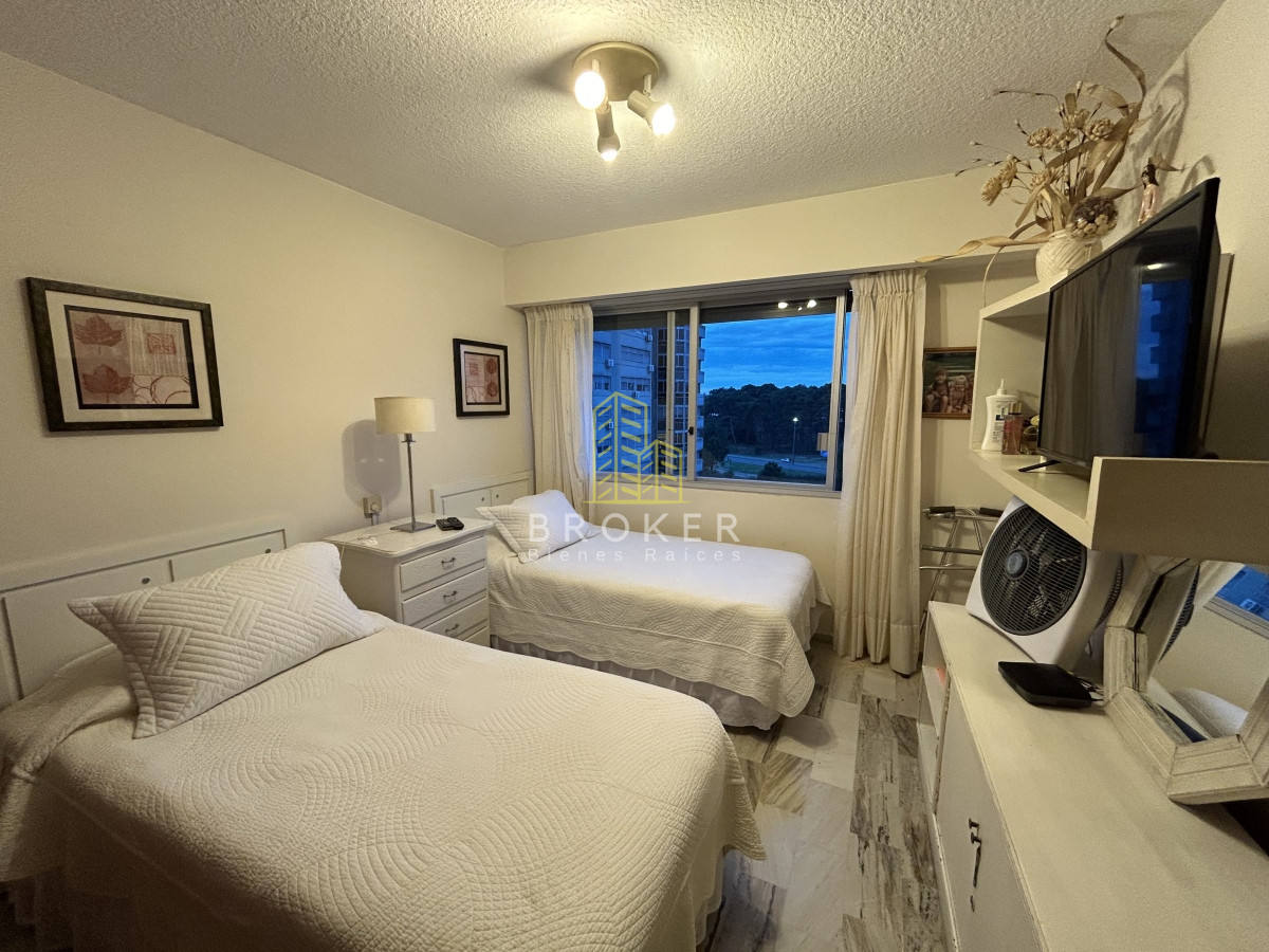 Apartamento ID.856/Venta_de_apartamento_hecho_a_nuevo_en_una_de_las_mejores_torres_de_Roosevelt - Venta de apartamento hecho a nuevo en una de las mejores torres de Roosevelt. . Punta del Este, Uruguay.