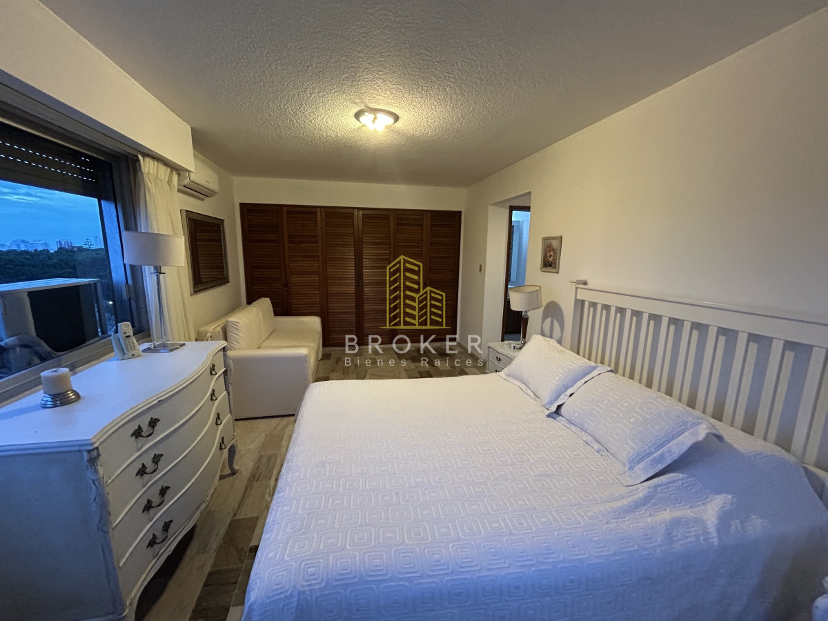 Apartamento ID.856/Venta_de_apartamento_hecho_a_nuevo_en_una_de_las_mejores_torres_de_Roosevelt - Venta de apartamento hecho a nuevo en una de las mejores torres de Roosevelt. . Punta del Este, Uruguay.