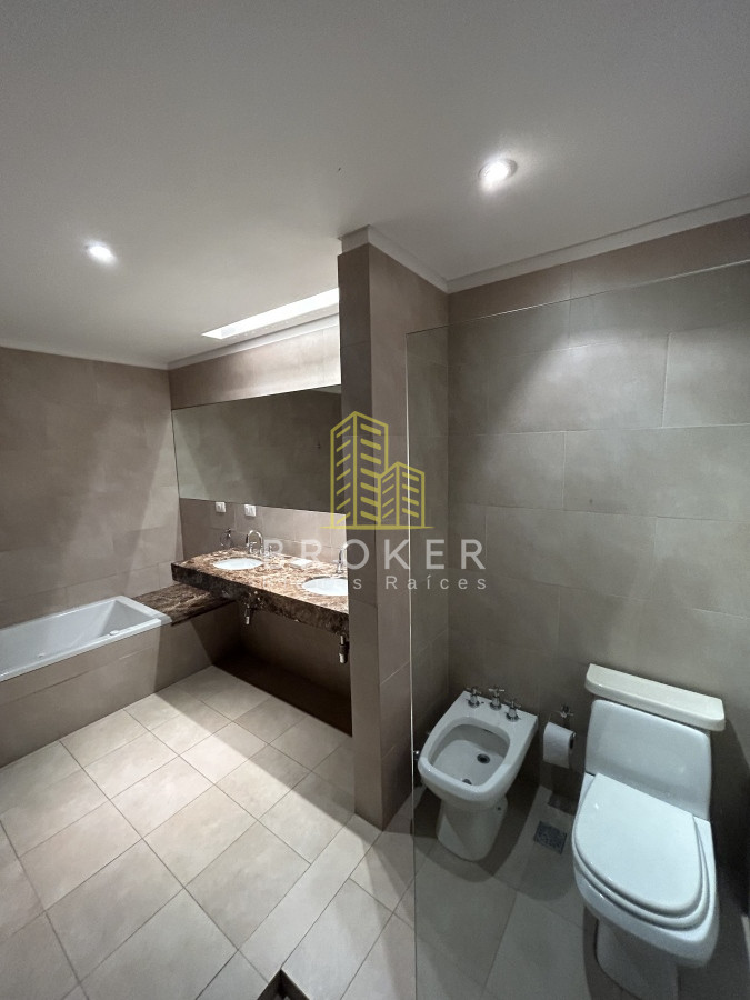 Apartamento ID.517/Venta_de_espectacular_apartamento_de_3_dorm._en_La_Barra_con_vista_única - Venta de espectacular apartamento de 3 dorm. en La Barra con vista única. . Punta del Este, Uruguay.