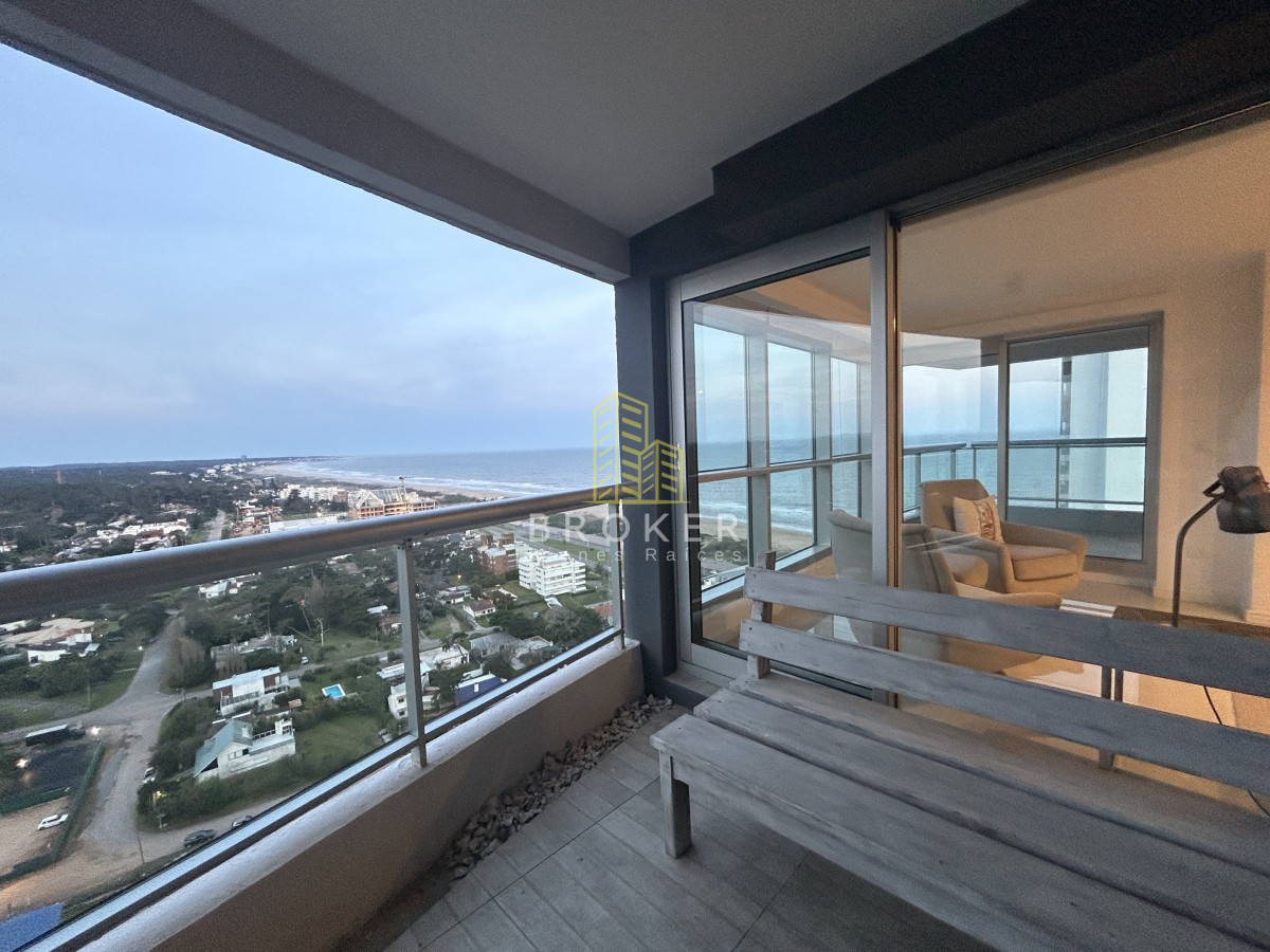 Apartamento ID.2169/Alquiler_de_apartamento_de_lujo_en_Brava,_Punta_Del_Este - Alquiler de apartamento de lujo en Brava, Punta Del Este