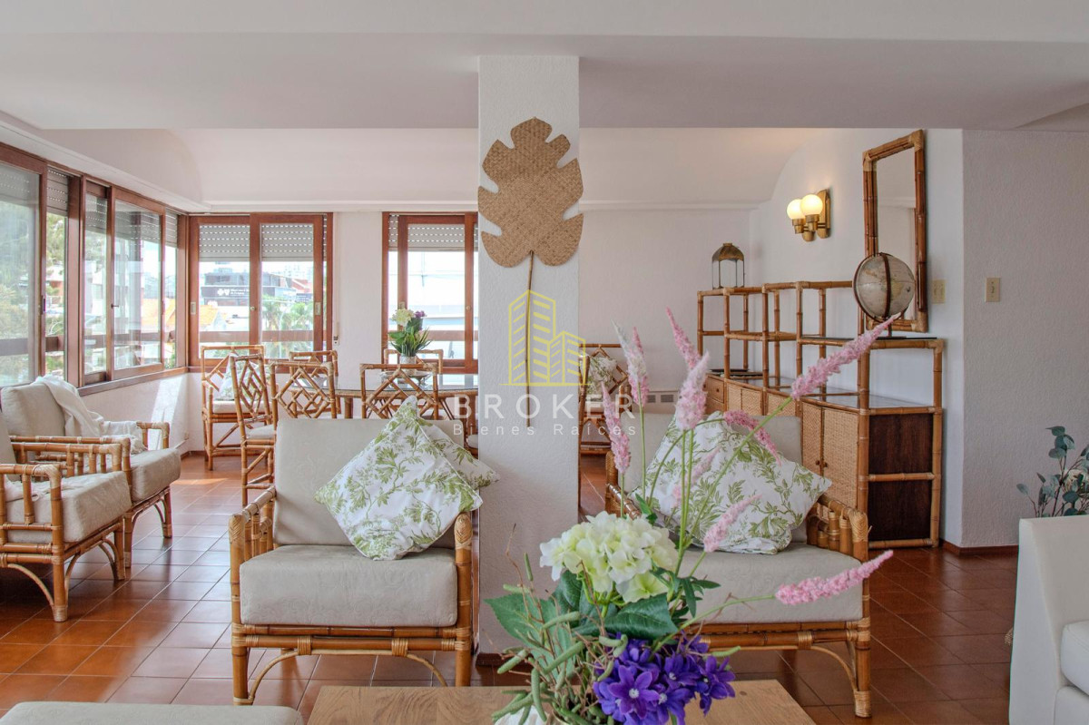 Apartamento ID.2397/Venta_Apartamento,_4_dormitorios,_Península,_Punta_del_Este - Venta Apartamento, 4 dormitorios, Península, Punta del Este
