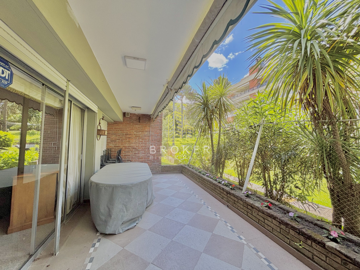 Apartamento ID.9490/venta_punta_del_este_apartamento_parrillero_piscina_mansa - venta punta del este apartamento parrillero piscina mansa