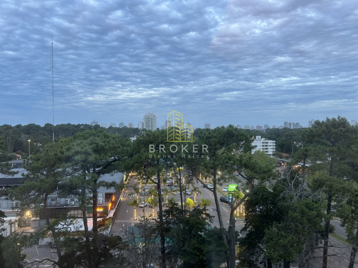 Apartamento ID.856/Venta_de_apartamento_hecho_a_nuevo_en_una_de_las_mejores_torres_de_Roosevelt - Venta de apartamento hecho a nuevo en una de las mejores torres de Roosevelt. . Punta del Este, Uruguay.