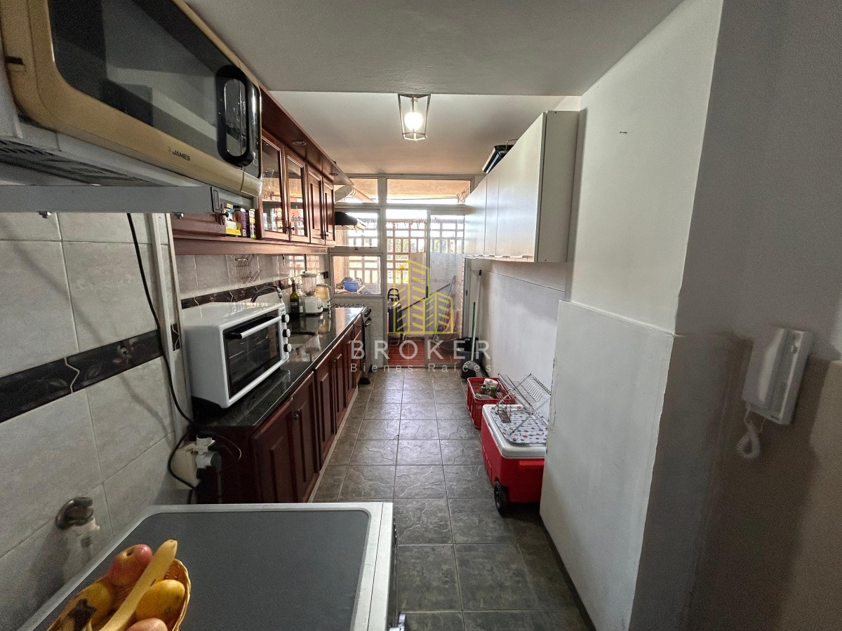Apartamento ID.1012/Apto_3_dormitorios_en_VENTA_en_Barrio_Sur_frente_a_la_rambla - Apto 3 dormitorios en VENTA en Barrio Sur frente a la rambla