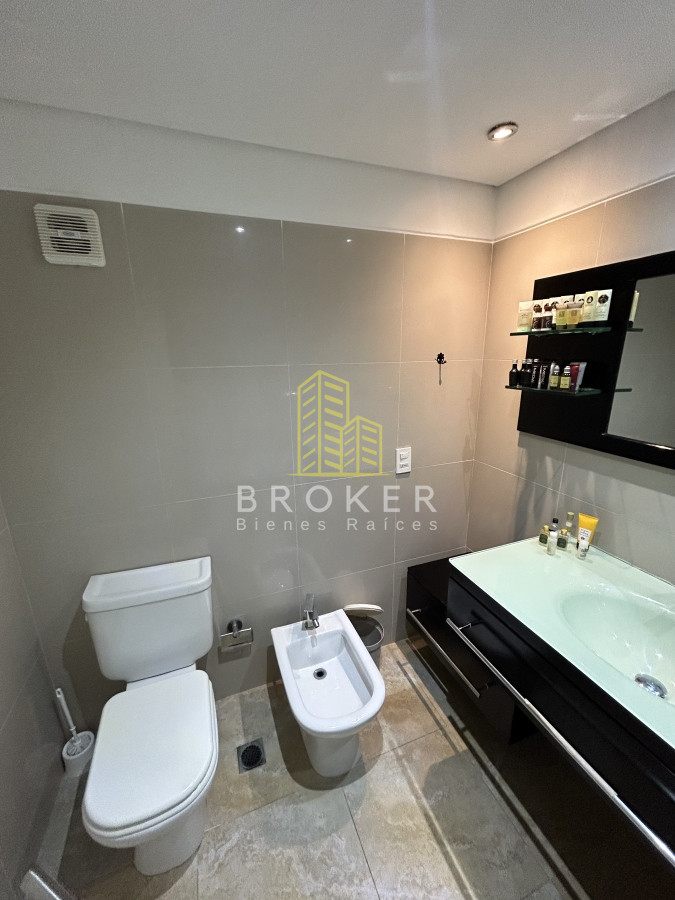 Apartamento ID.696/Apartamento_4_dormitorios_en_Playa_Brava_Rincon_del_Indio - Apartamento 4 dormitorios en Playa Brava Rincon del Indio. Punta del Este, Uruguay.