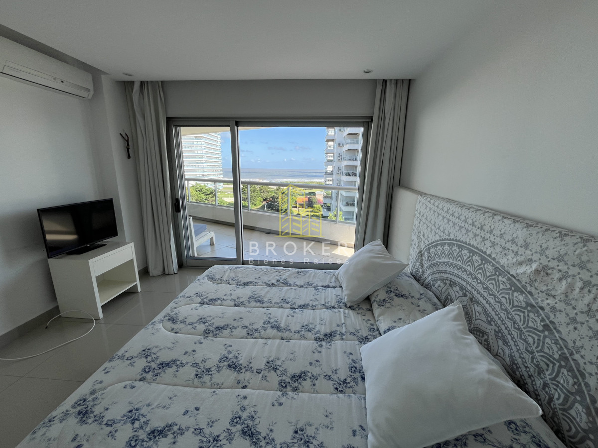 Apartamento ID.2152/Apartamento_3_Dormitorios_mas_dependencia_en_Alquiler_de_Temporada_en_la_Brava_con_Vista_al_Mar__Punta_del_Este_Maldonado - Apartamento 3 Dormitorios mas dependencia en Alquiler de Temporada en la Brava con Vista al Mar  Punta del Este Maldonado
