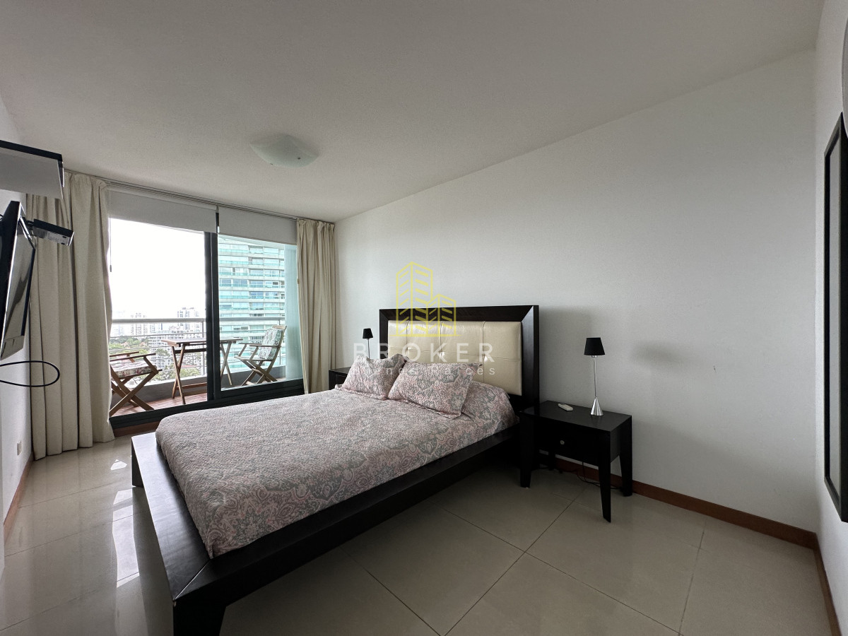 Apartamento ID.2024/Venta_y_alquiller_de_espectacular_penthouse_con_vista_a_toda_la_ciudad_y_las_playas_de_Punta_del_Este. - Venta y alquiller de espectacular penthouse con vista a toda la ciudad y las playas de Punta del Este.