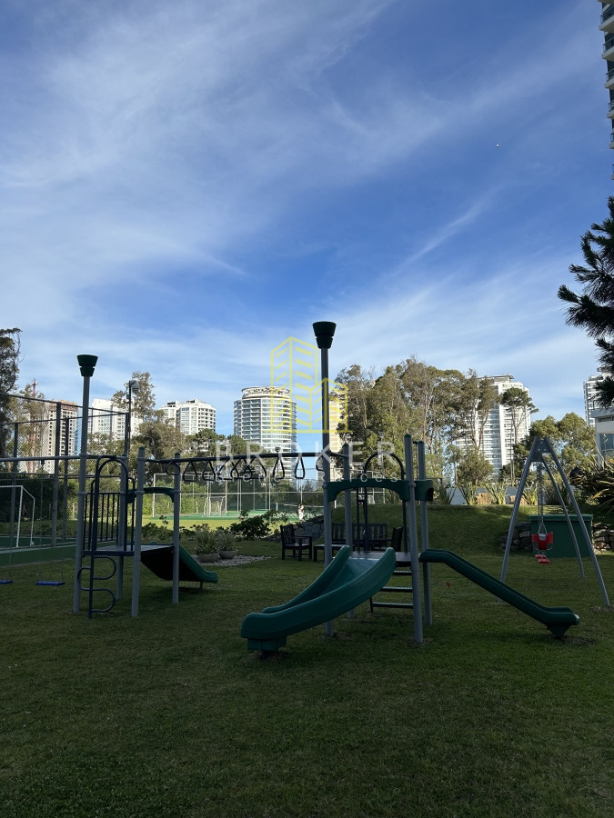 Apartamento ID.712/Alquiler_de_lujoso_apartamento_en_la_mejor_zona_de_Punta_del_Este._Uruguay - Alquiler de lujoso apartamento en la mejor zona de Punta del Este. Uruguay