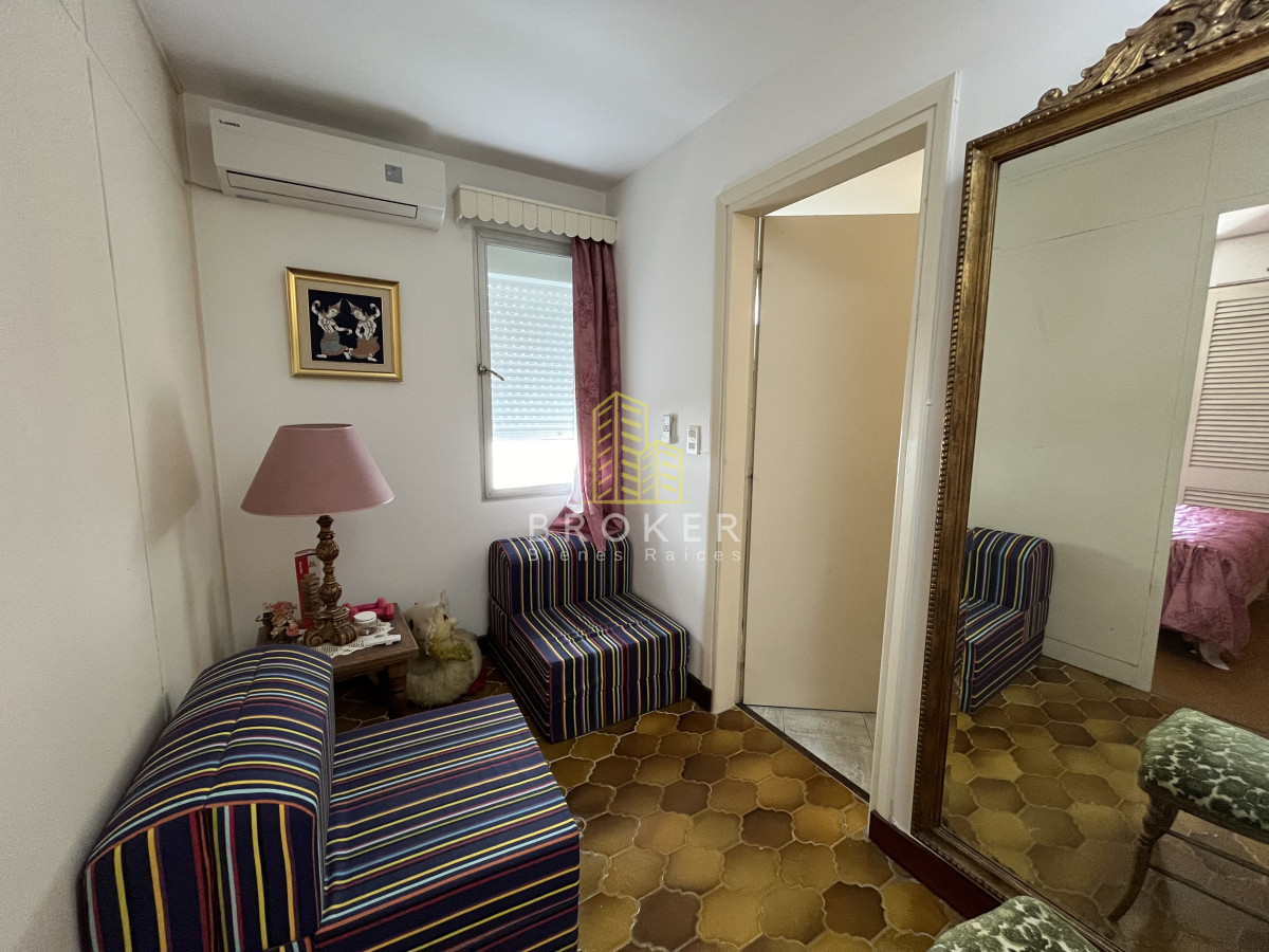 Apartamento ID.2150/Apartamento_en_Venta_1_dormitorio_y_medio_en_la_Mansa_con_Cochera_y_Baulera_Punta_del_este_Maldonado - Apartamento en Venta 1 dormitorio y medio en la Mansa con Cochera y Baulera Punta del este Maldonado