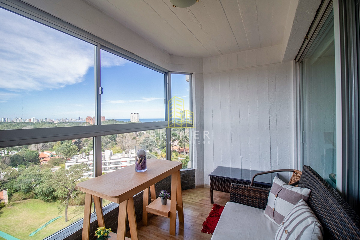 Apartamento ID.1870/Venta_de_apartamento_reciclado_2_dormitorios_en_Roosevelt._Punta_del_Este,_Uruguay. - Venta de apartamento reciclado 2 dormitorios en Roosevelt. Punta del Este, Uruguay.