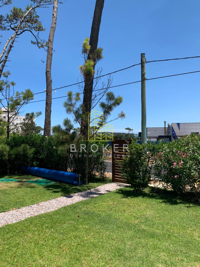 Apartamento ID.8835/Alquiler_Departamento_2_dormitorios_Punta_del_Este_en_temporada_en_edificio_con_amenities_en_Punta_del_Este - Alquiler Departamento 2 dormitorios Punta del Este en temporada en edificio con amenities en Punta del Este