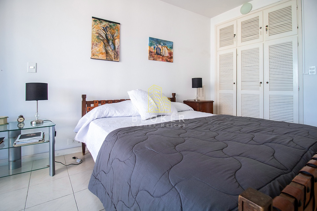 Apartamento ID.682/Apartamento_vista_al_mar_2_Dorm._en_VENTA,_Península,_Punta_del_Este - Apartamento vista al mar 2 Dorm. en VENTA, Península, Punta del Este