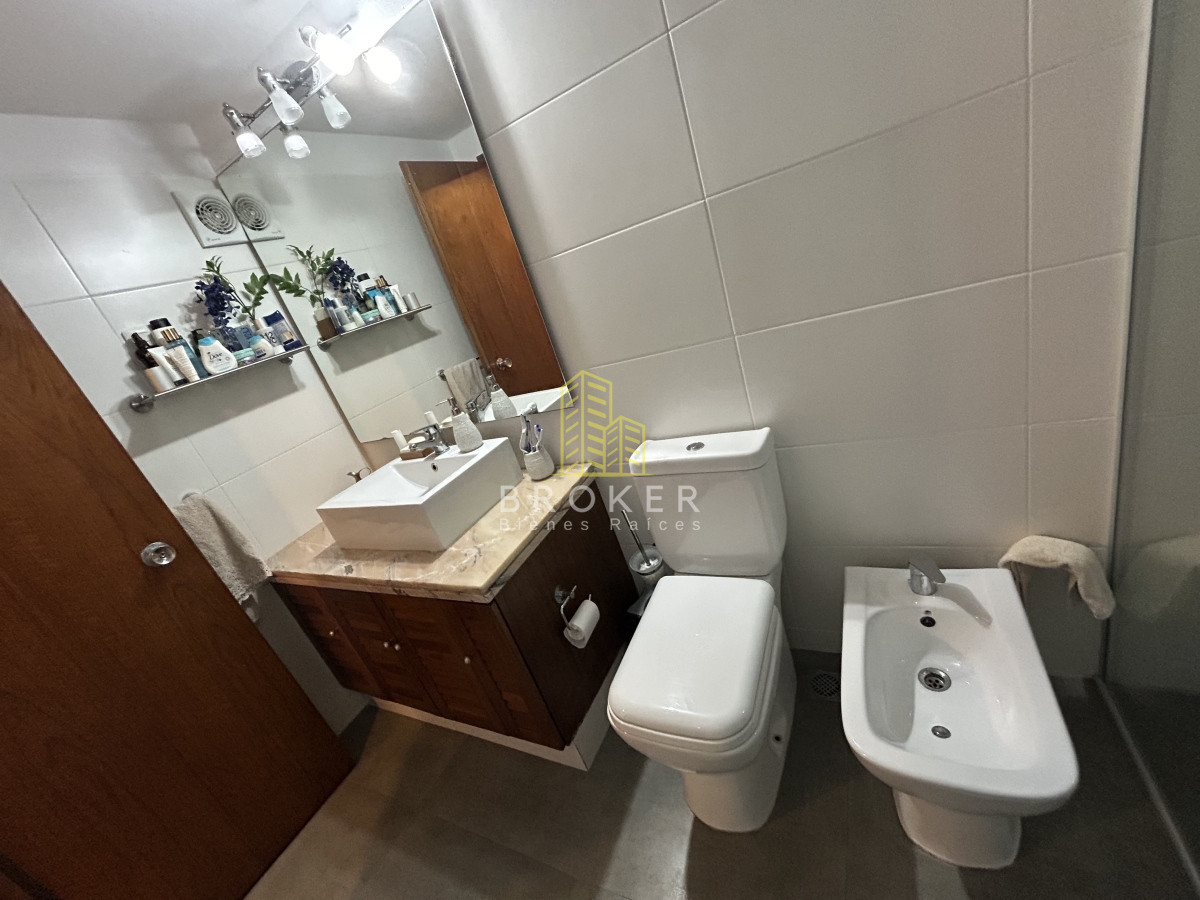 Apartamento ID.856/Venta_de_apartamento_hecho_a_nuevo_en_una_de_las_mejores_torres_de_Roosevelt - Venta de apartamento hecho a nuevo en una de las mejores torres de Roosevelt. . Punta del Este, Uruguay.