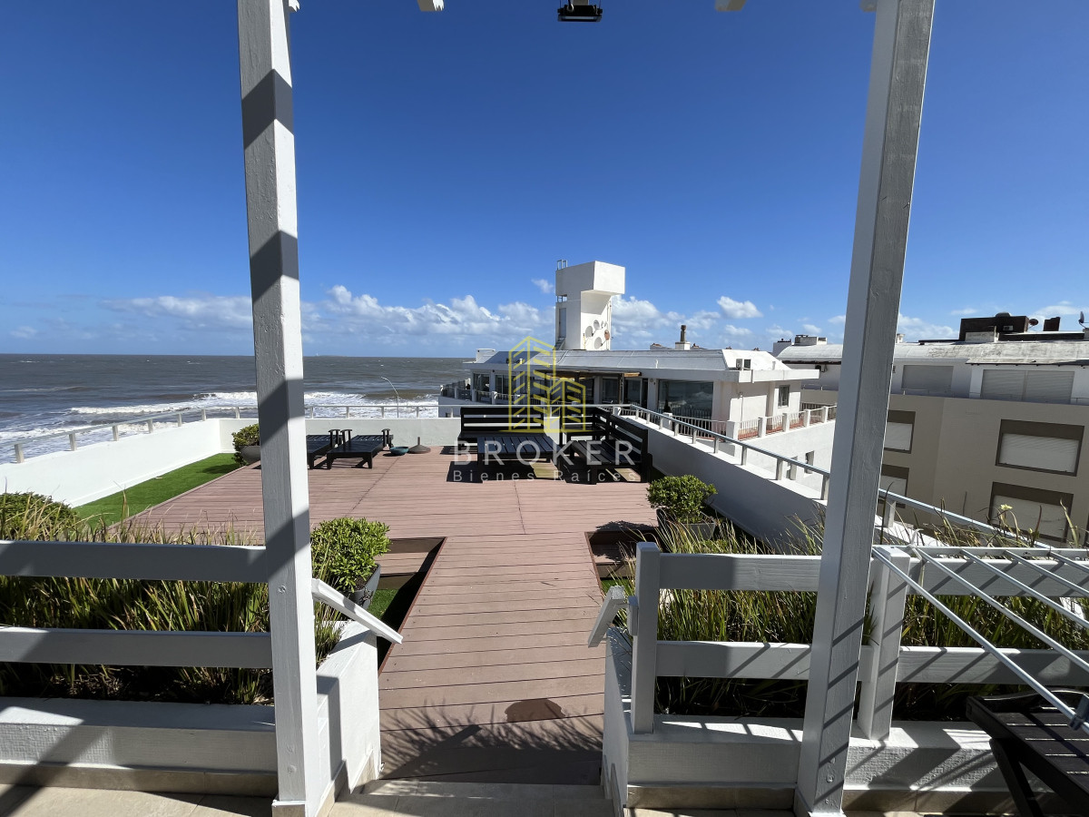 Apartamento ID.2151/Apartamento_en_Alquiler_de_Temporada_3_Dormitorios_con_Vista_al_Mar_en_Peninsula_Brava_Punta_del_este_Maldonado - Apartamento en Alquiler de Temporada 3 Dormitorios con Vista al Mar en Peninsula Brava Punta del este Maldonado