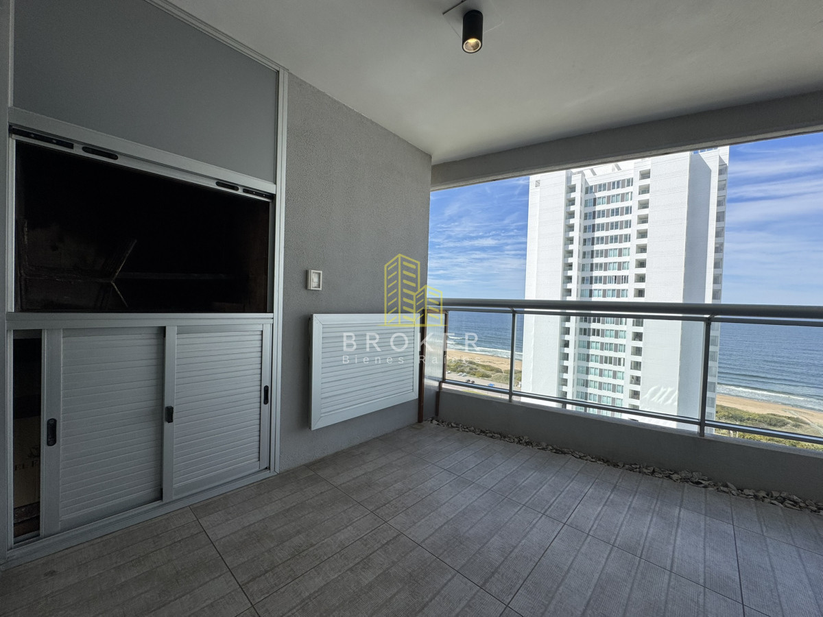 Apartamento ID.9227/VENTA_de_APARTAMENTO_EN_LOOK_BRAVA_3_DORMITORIOS_CON_VISTA_DIRECTA_AL_MAR_595.000USD - VENTA de APARTAMENTO EN LOOK BRAVA 3 DORMITORIOS CON VISTA DIRECTA AL MAR 595.000USD