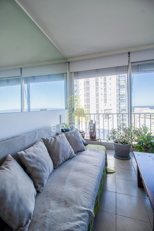 Apartamento ID.682/Apartamento_vista_al_mar_2_Dorm._en_VENTA,_Península,_Punta_del_Este - Apartamento vista al mar 2 Dorm. en VENTA, Península, Punta del Este