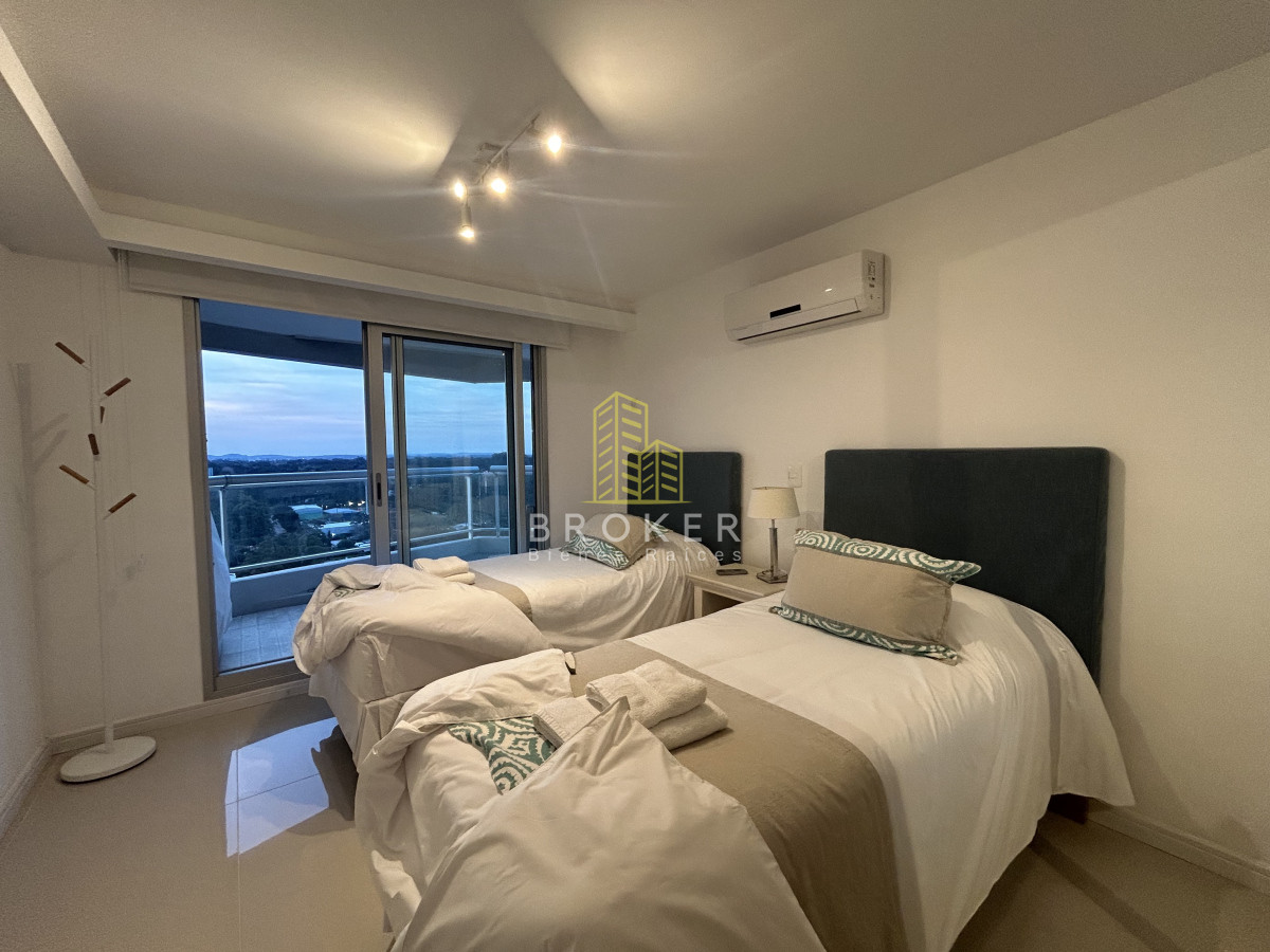 Apartamento ID.2169/Alquiler_de_apartamento_de_lujo_en_Brava,_Punta_Del_Este - Alquiler de apartamento de lujo en Brava, Punta Del Este