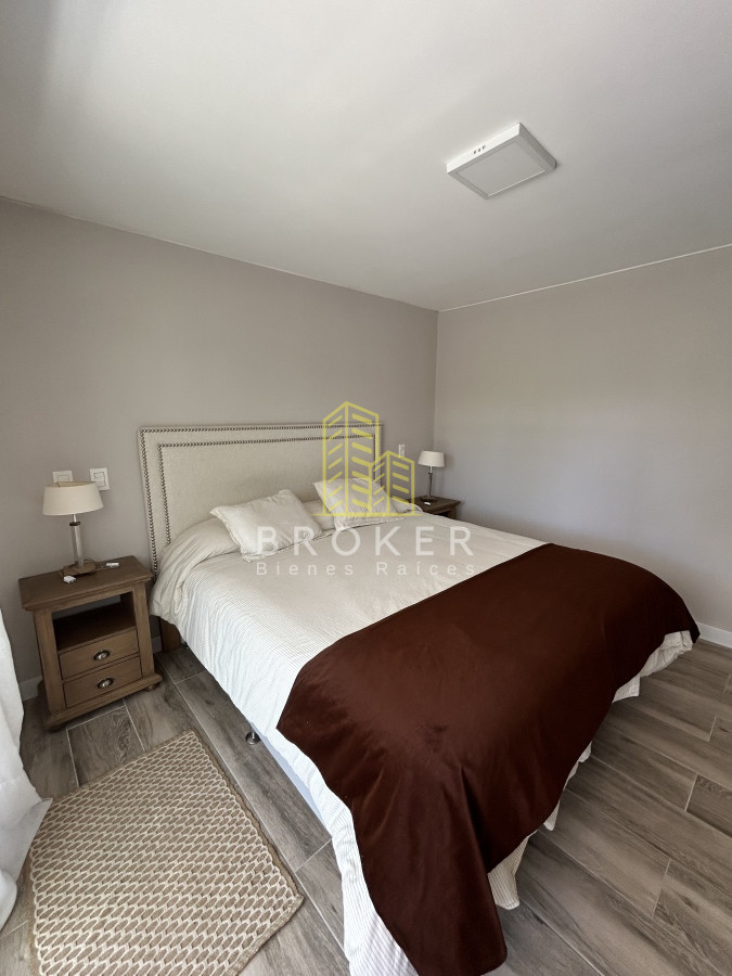Apartamento ID.800/Venta_de_Penthouse_duplex_en_edificio_de_alta_gama_a_300_metros_del_mar,_Playa_Brava,_Punta_del_Este - Venta de Penthouse duplex en edificio de alta gama a 300 metros del mar, Playa Brava, Punta del Este. Uruguay