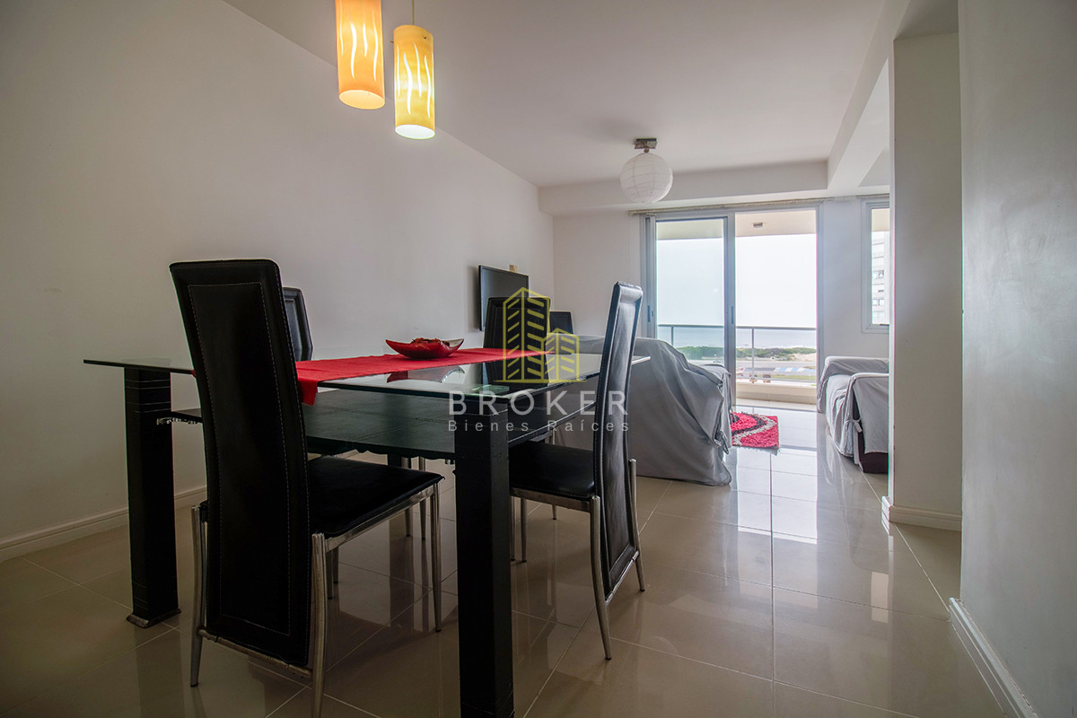 Apartamento ID.729/Apartamento_2_dormitorios_frente_al_Mar,_parada_2_de_la_Brava_Punta_del_Este,_Uruguay._ - Apartamento 2 dormitorios frente al Mar, parada 2 de la Brava Punta del Este, Uruguay. 