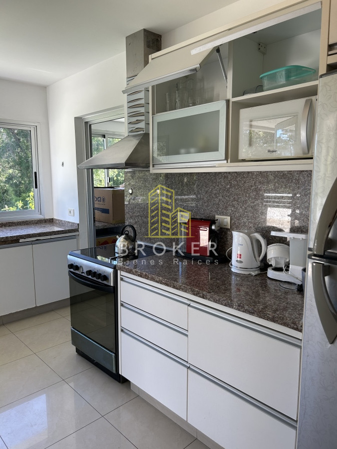 Apartamento ID.696/Apartamento_4_dormitorios_en_Playa_Brava_Rincon_del_Indio - Apartamento 4 dormitorios en Playa Brava Rincon del Indio. Punta del Este, Uruguay.