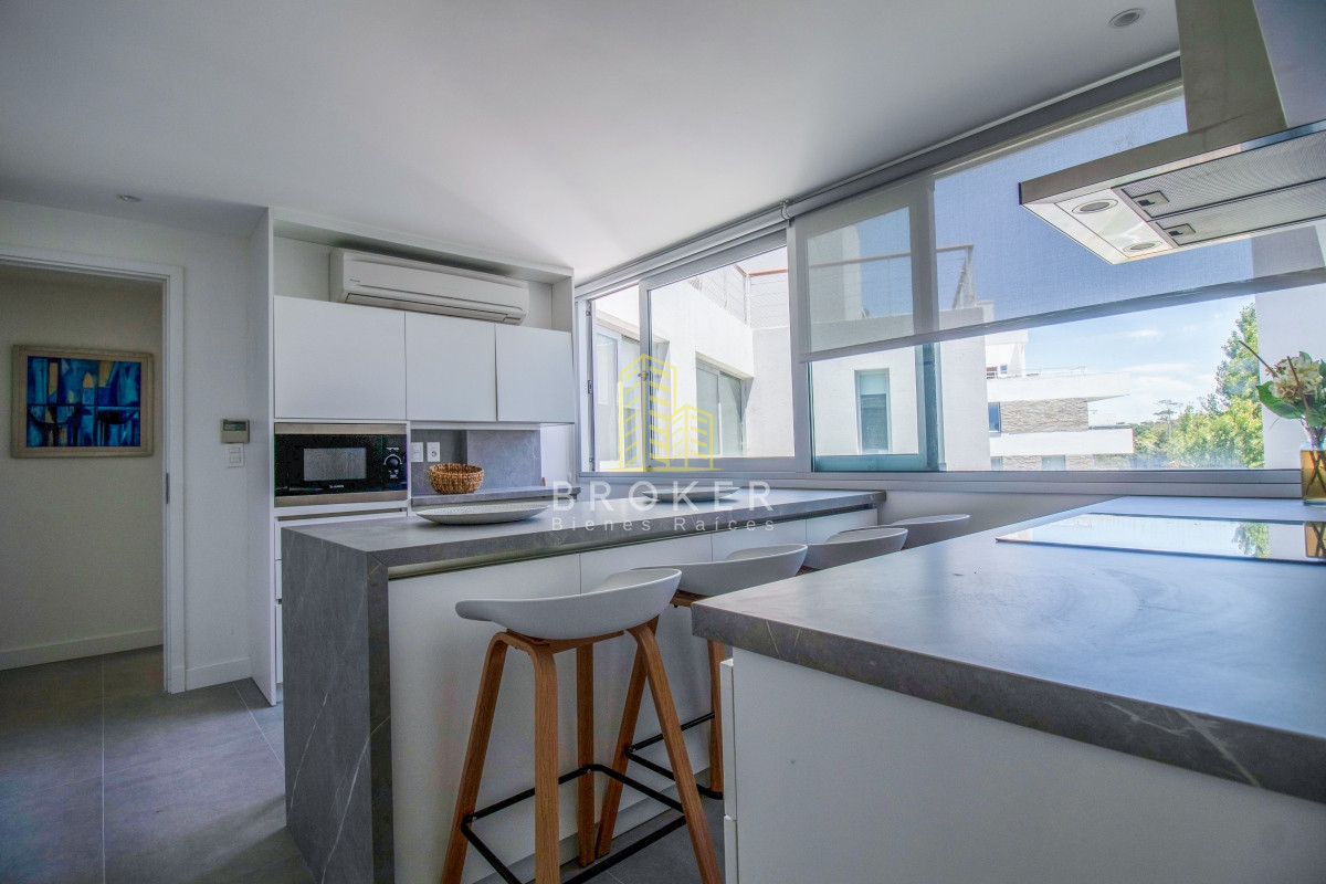 Apartamento ID.734/Venta_apartamento_penthouse_punta_del_este_mansa_pinares_ - Venta apartamento penthouse punta del este mansa pinares 