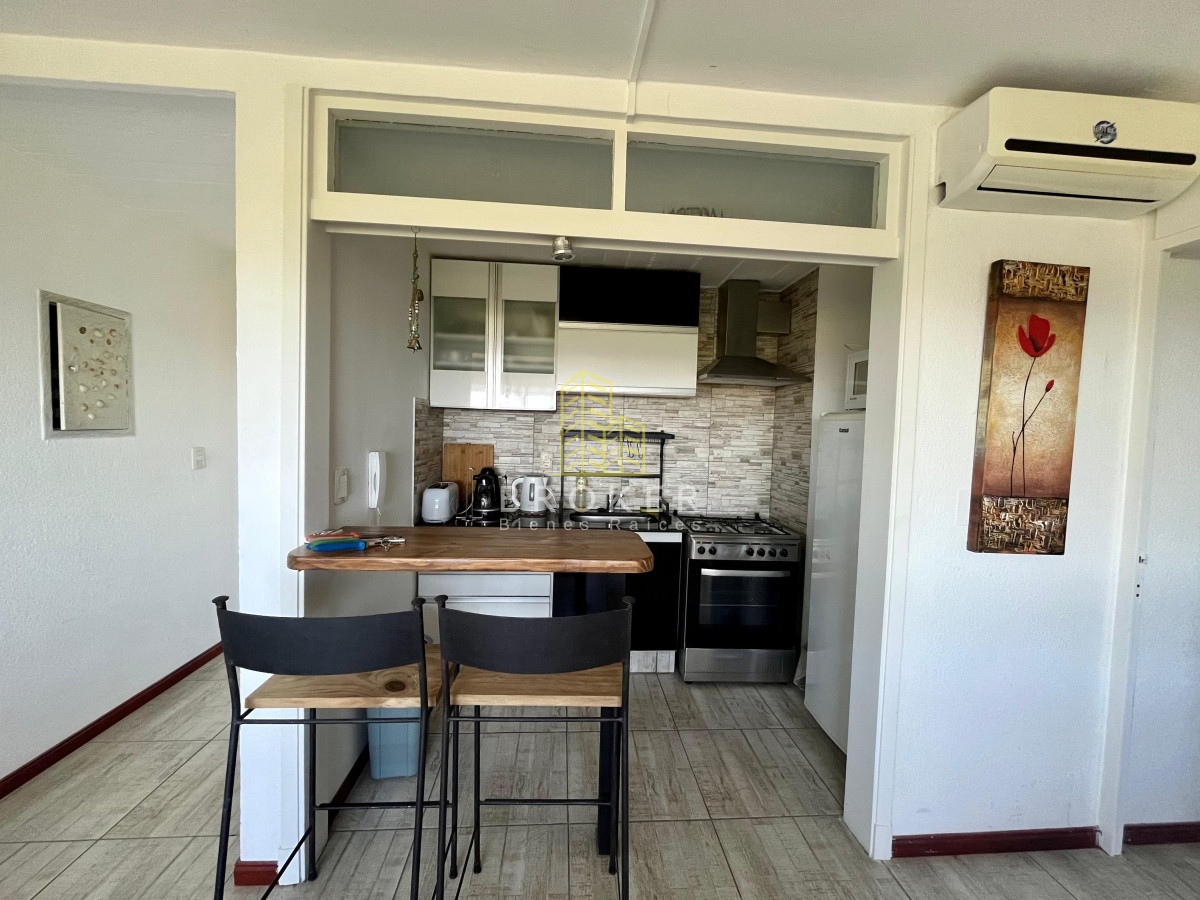 Apartamento ID.852/Apartamento_en_Venta_1_dormitorio_Primera_Linea_Playa_Mansa - Apartamento en Venta 1 dormitorio Primera Linea Playa Mansa