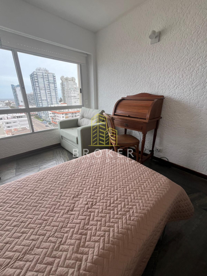 Apartamento ID.9615/Venta_Departamento_en_el_Puerto_de_Punta_del_Este,_con_vista_al_mar_ - Venta Departamento en el Puerto de Punta del Este, con vista al mar 