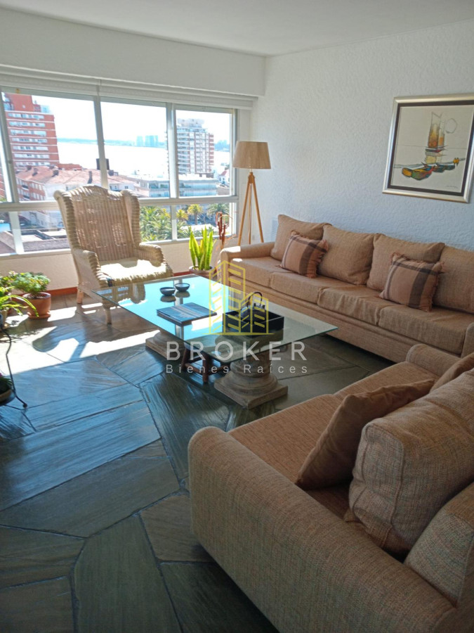 Apartamento ID.9615/Venta_Departamento_en_el_Puerto_de_Punta_del_Este,_con_vista_al_mar_ - Venta Departamento en el Puerto de Punta del Este, con vista al mar 