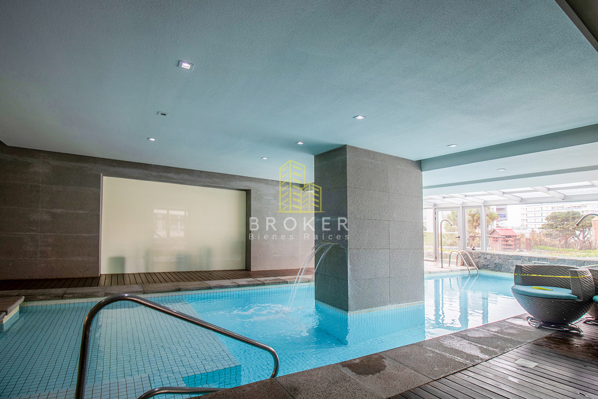 Apartamento ID.2092 - WIND TOWER Alquiler Temporal Apartamento de 2 dormitorios en Playa Brava Amenities y Servicios Punta del Este