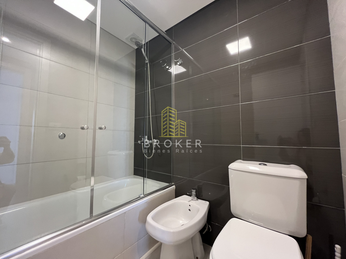 Apartamento ID.2092 - WIND TOWER Alquiler Temporal Apartamento de 2 dormitorios en Playa Brava Amenities y Servicios Punta del Este