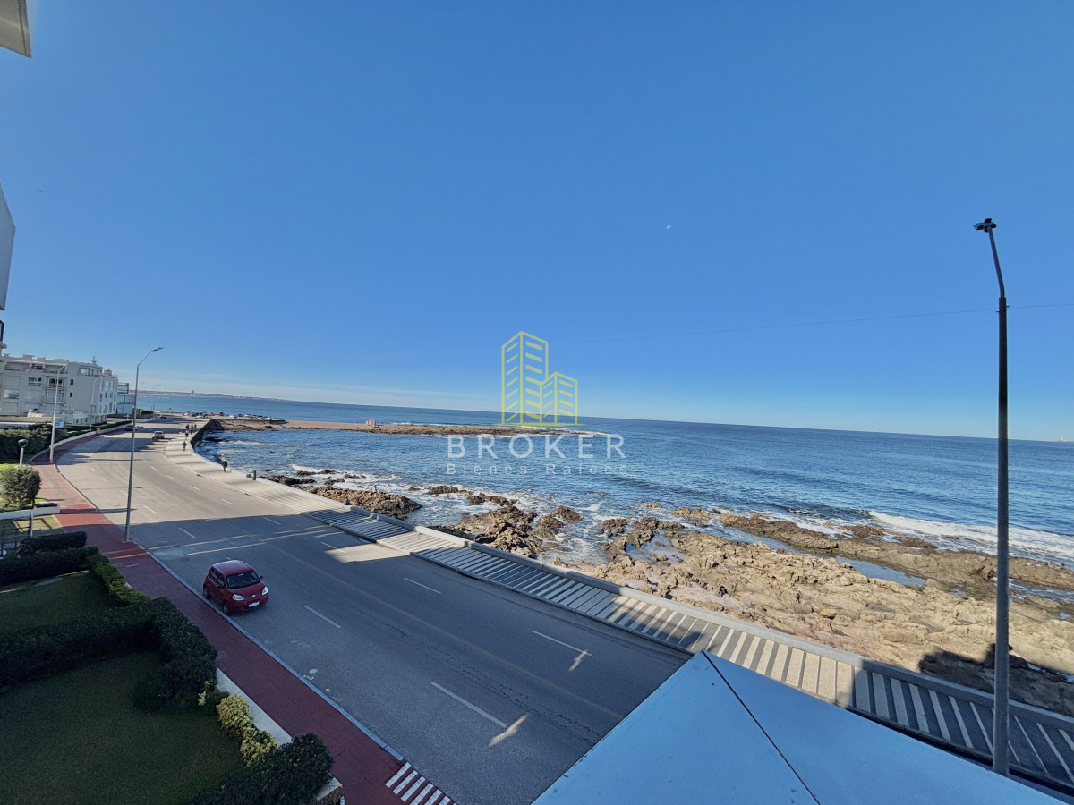 Apartamento ID.9123/Venta_de_apartamento_2_dormitorios_en_Peninsula_Punta_del_Este,_vista_al_mar - Venta de apartamento 2 dormitorios en Peninsula Punta del Este, vista al mar