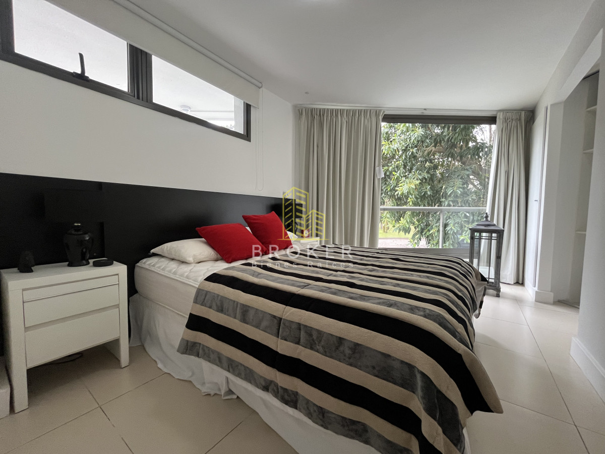 Apartamento ID.9349/Oportunidad_Apartamento_en_Venta_1_Dormitorio_con_Parrillero_Garaje_y_Servicios_San_Rafael_Punta_del_Este - Oportunidad Apartamento en Venta 1 Dormitorio con Parrillero Garaje y Servicios San Rafael Punta del Este