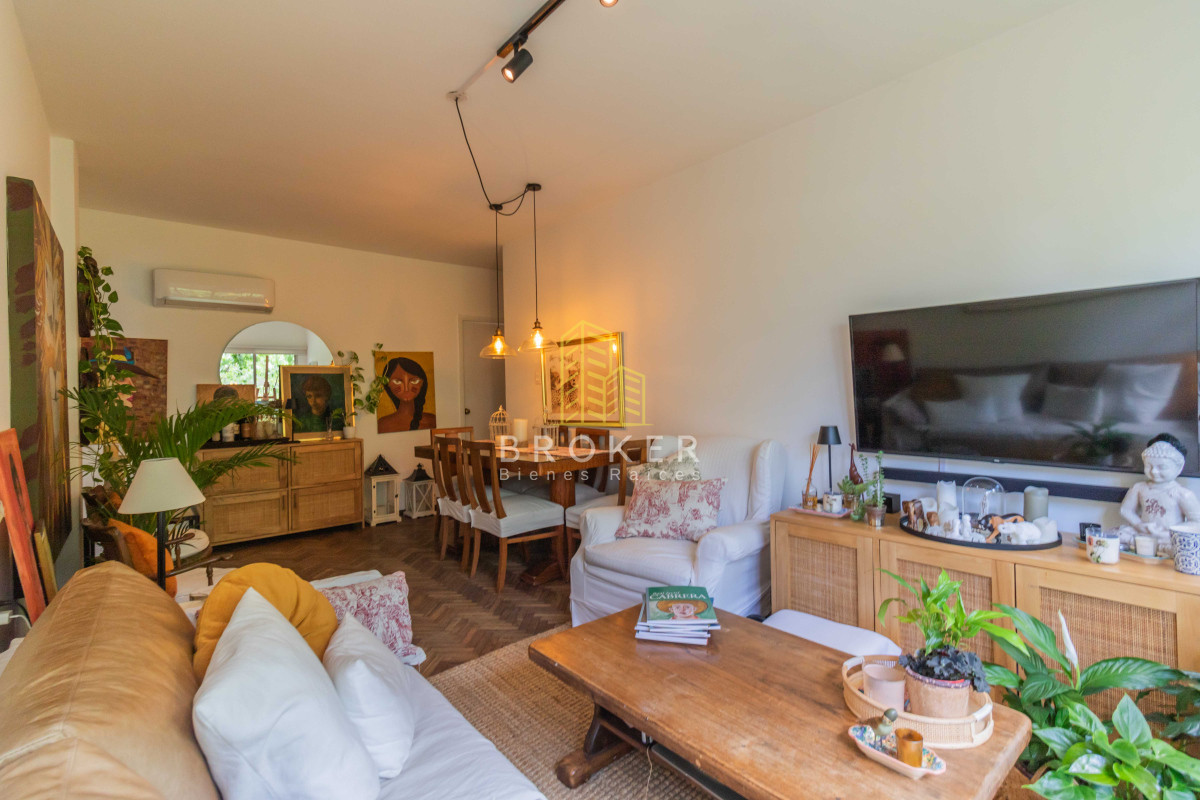 Apartamento ID.2031/Venta_Apartamento_2_dormitorios_en_Tres_Cruces,_Montevideo._Uruguay. - Venta Apartamento 2 dormitorios en Tres Cruces, Montevideo. Uruguay.