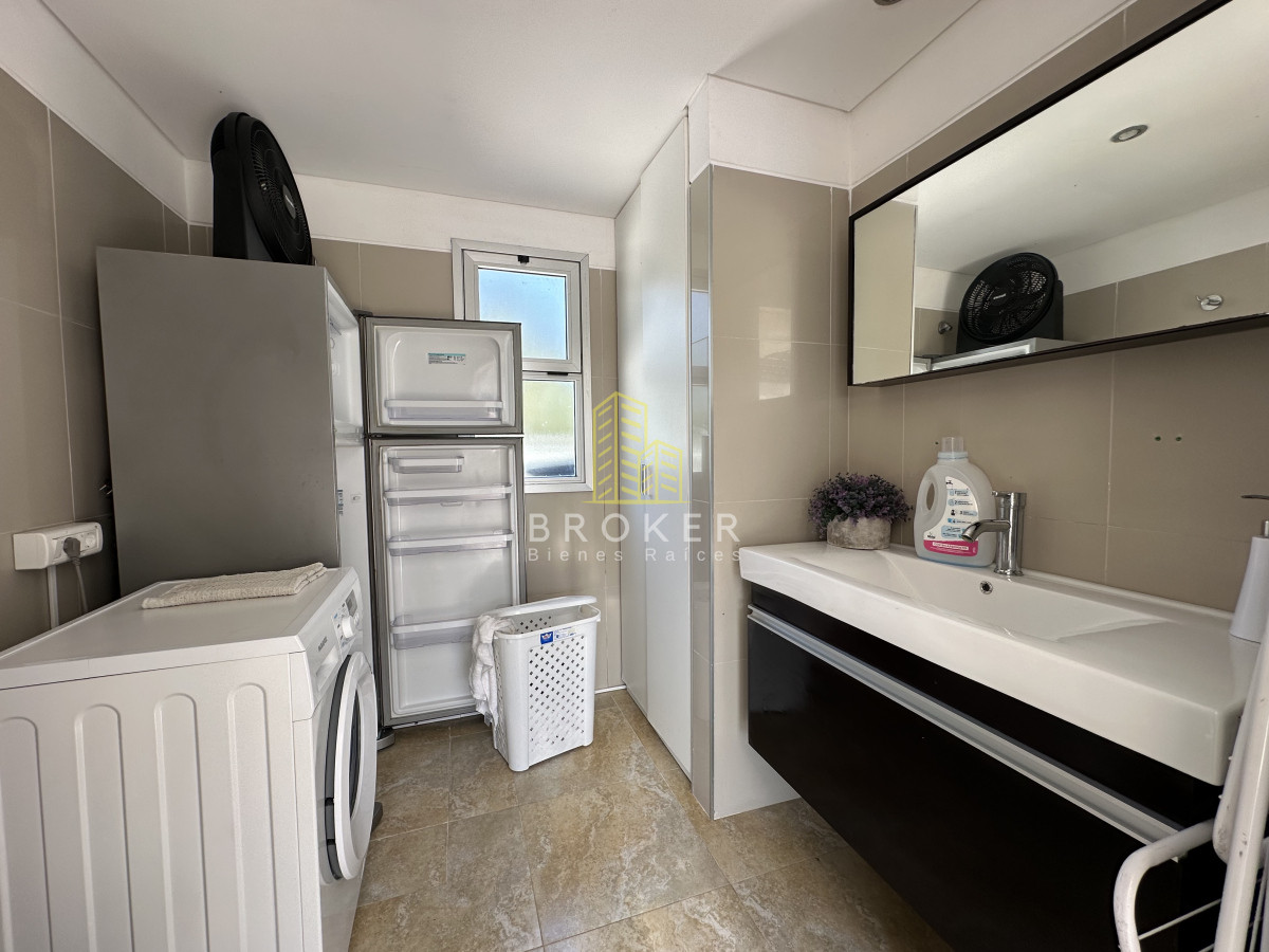 Apartamento ID.813/Venta_de_Penthouse_en_rincon_del_indio,_tres_dormitorios_y_terraza._Punta_del_Este,_Uruguay - Venta de Penthouse en rincon del indio, tres dormitorios y terraza. Punta del Este, Uruguay
