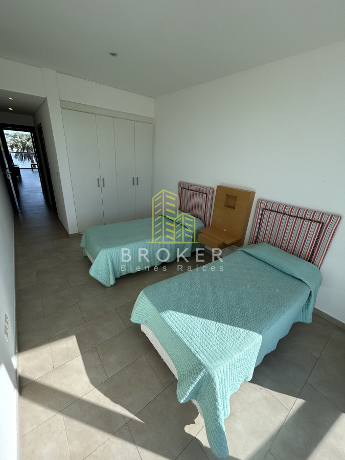 Apartamento ID.517/Venta_de_espectacular_apartamento_de_3_dorm._en_La_Barra_con_vista_única - Venta de espectacular apartamento de 3 dorm. en La Barra con vista única. . Punta del Este, Uruguay.