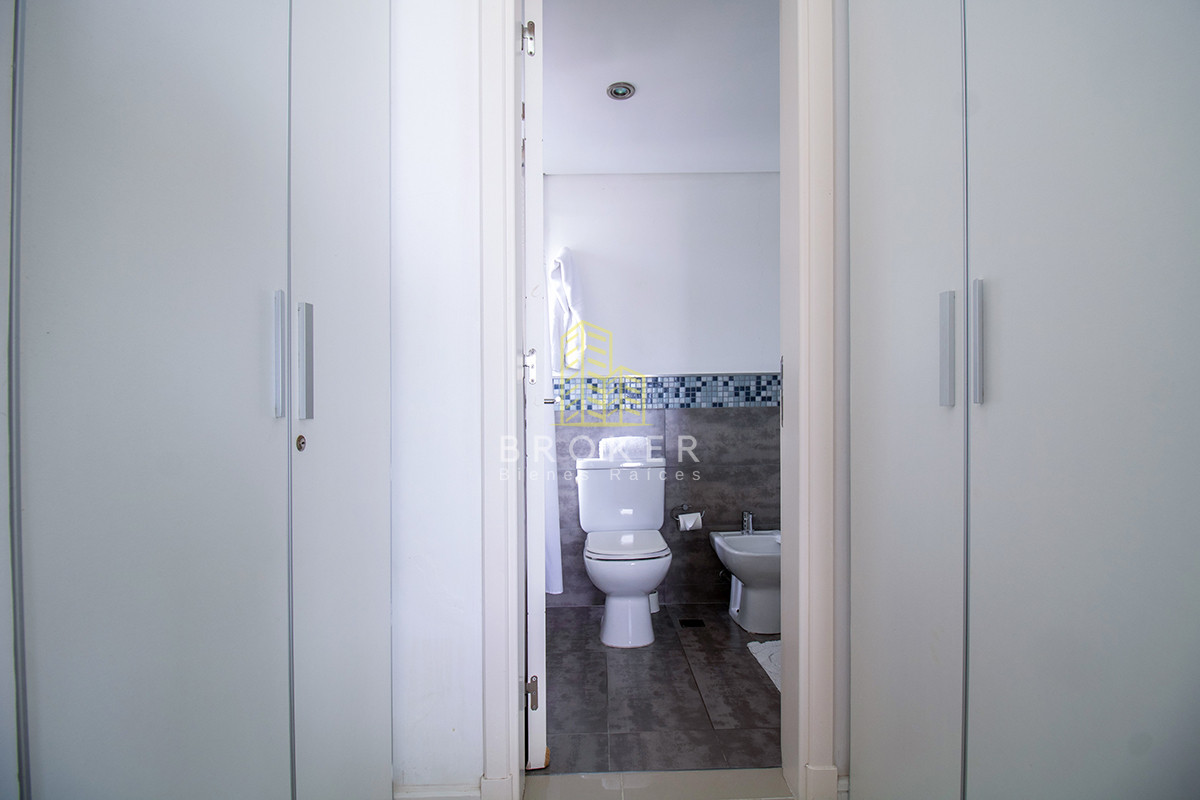 Apartamento ID.729/Apartamento_2_dormitorios_frente_al_Mar,_parada_2_de_la_Brava_Punta_del_Este,_Uruguay._ - Apartamento 2 dormitorios frente al Mar, parada 2 de la Brava Punta del Este, Uruguay. 