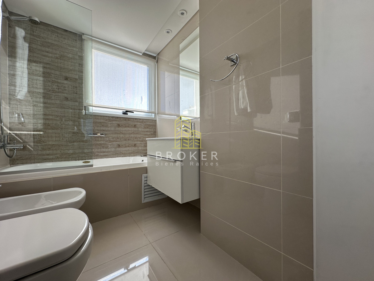 Apartamento ID.1133 - DEPARTAMENTO EN LOOK BRAVA 3 DORMITORIOS CON VISTA DIRECTA AL MAR 585.000USD