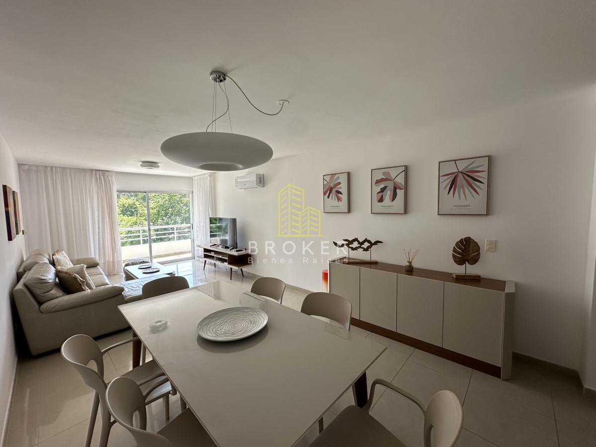 Apartamento ID.813/Venta_de_Penthouse_en_rincon_del_indio,_tres_dormitorios_y_terraza._Punta_del_Este,_Uruguay - Venta de Penthouse en rincon del indio, tres dormitorios y terraza. Punta del Este, Uruguay