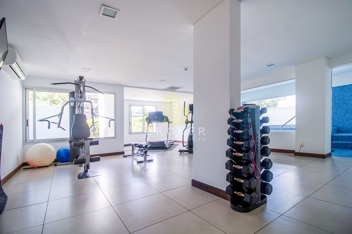 Apartamento ID.806/Venta_o_alquiler_de_Penthouse_en_primera_linea_en_Pinares._Punta_del_Este,_Uruguay. - Venta o alquiler de Penthouse en primera linea en Pinares. Punta del Este, Uruguay.