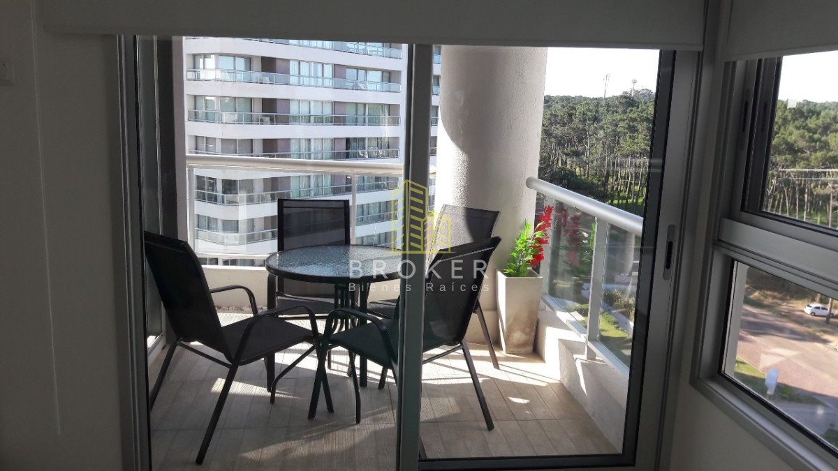 Apartamento ID.2210/Alquiler_anual_e_invernal_de_apartamento_de_un_dormitorio_en_Look_Brava - Alquiler anual e invernal de apartamento de un dormitorio en Look Brava