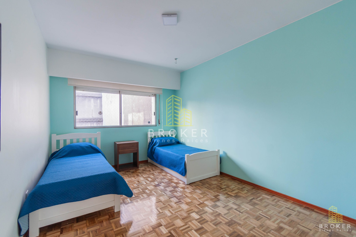 Apartamento ID.8491/Venta_Apartamento_Pocitos_3_dormitorios_y_servicio_ - Venta Apartamento Pocitos 3 dormitorios y servicio 