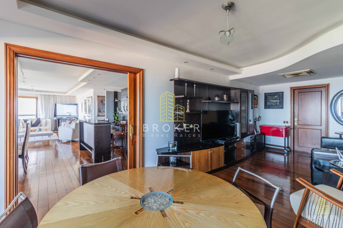 Apartamento ID.272/venta_apartamento_3_suites_mas_servicio_en_Pocitos_frente_al_mar_con_parrillero - venta apartamento 3 suites mas servicio en Pocitos frente al mar con parrillero