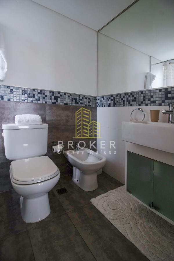 Apartamento ID.729/Apartamento_2_dormitorios_frente_al_Mar,_parada_2_de_la_Brava_Punta_del_Este,_Uruguay._ - Apartamento 2 dormitorios frente al Mar, parada 2 de la Brava Punta del Este, Uruguay. 