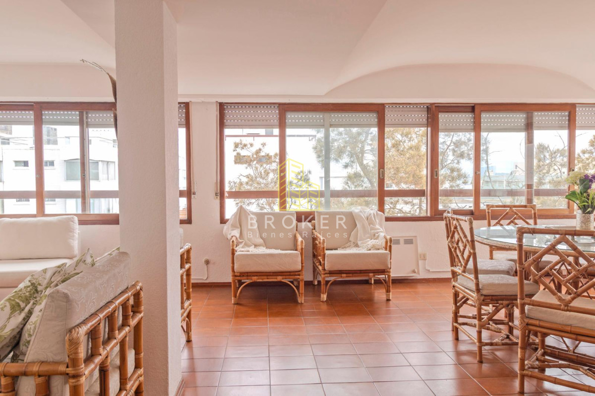 Apartamento ID.2397/Venta_Apartamento,_4_dormitorios,_Península,_Punta_del_Este - Venta Apartamento, 4 dormitorios, Península, Punta del Este