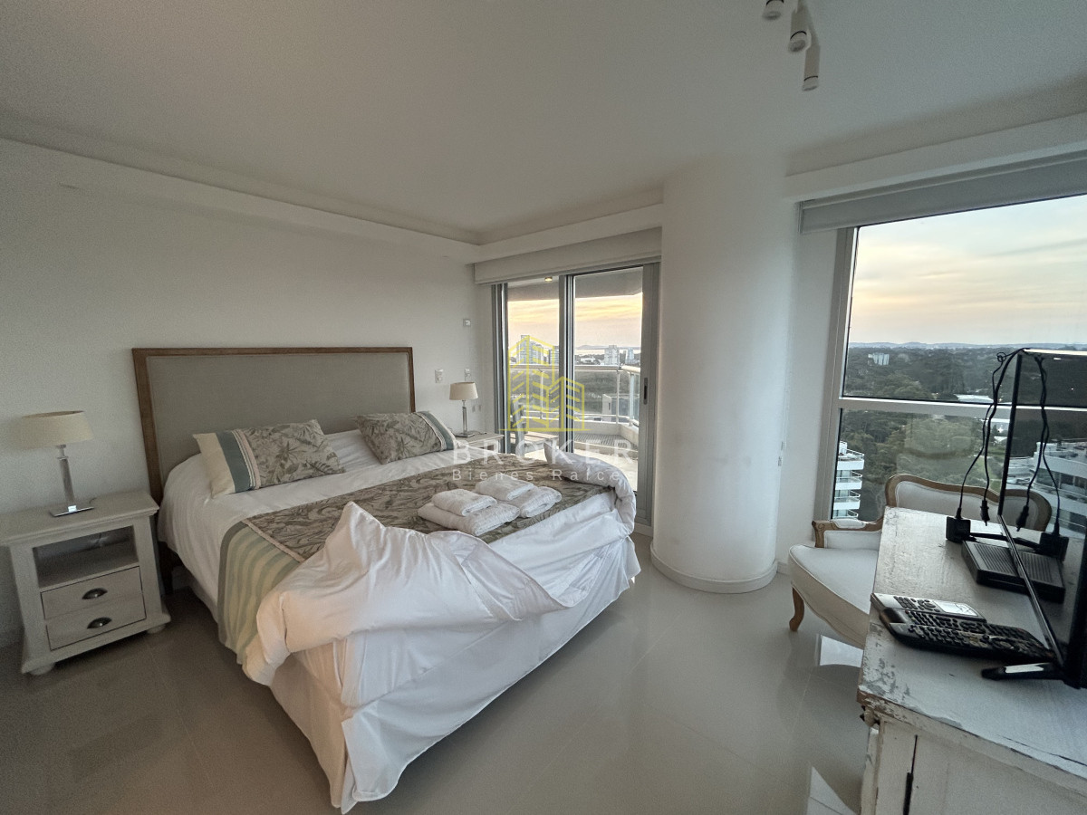 Apartamento ID.2169/Alquiler_de_apartamento_de_lujo_en_Brava,_Punta_Del_Este - Alquiler de apartamento de lujo en Brava, Punta Del Este