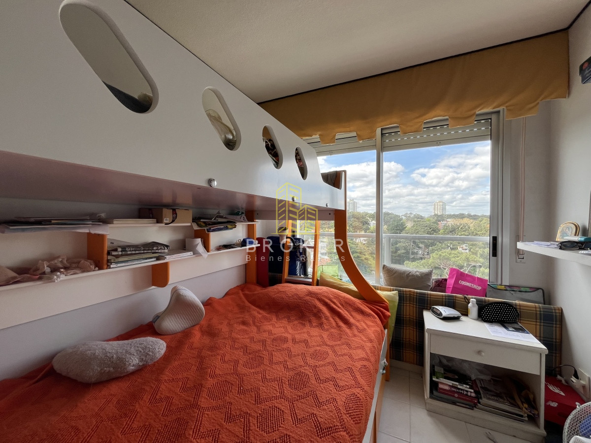 Apartamento ID.1831/Apartamento_de_2_dormitorios_en_Alquiler_de_Temporada_en_Complejo_Lincoln_Center_Torre_Wilson_Punta_del_Este_Mansa - Apartamento de 2 dormitorios en Alquiler de Temporada en Complejo Lincoln Center Torre Wilson Punta del Este Mansa