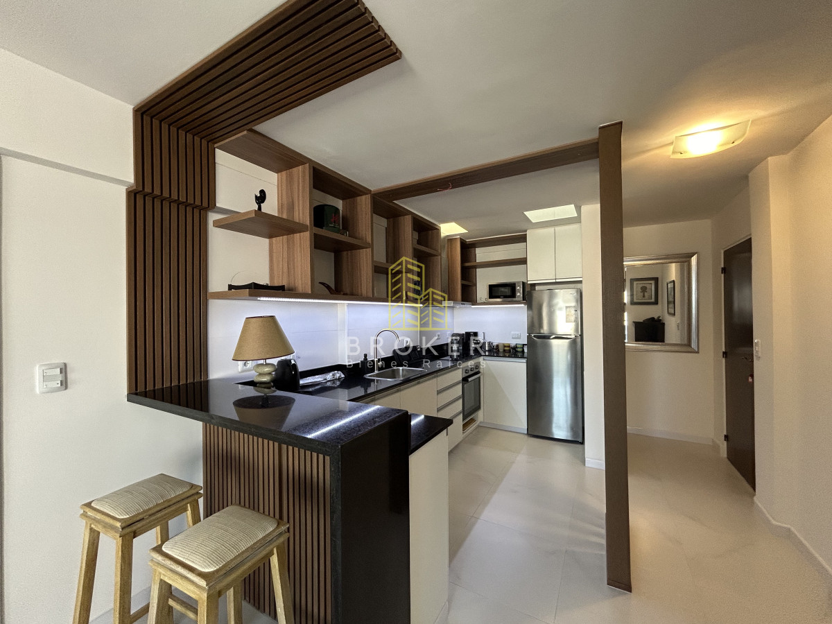 Apartamento ID.2018/Alquiler_de_penthouse_en_Aidy_Grill_de_dos_dormitorios._Punta_del_Este_Uruguay. - Alquiler de penthouse en Aidy Grill de dos dormitorios. Punta del Este Uruguay.